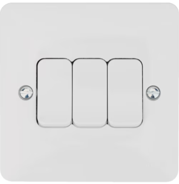 Hager WMPS32 Hager Sollysta WMPS32 10A 3 Gang 2 Way Wall Switch